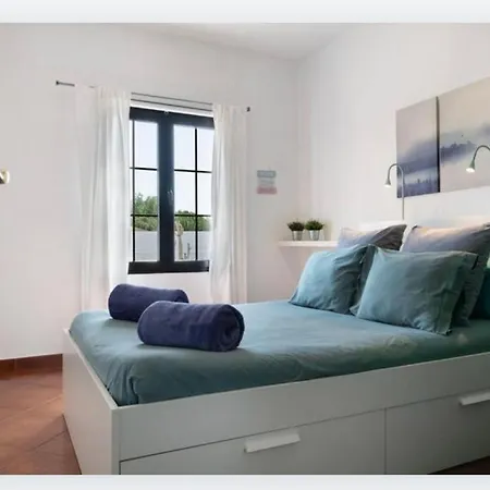 Petronila Tias, Lanzarote Apartmán *