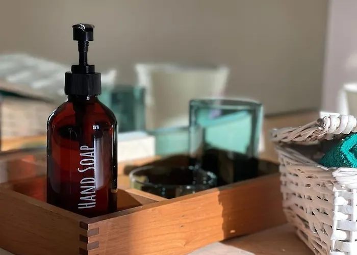 Daire Petronila Tias, Lanzarote Conil