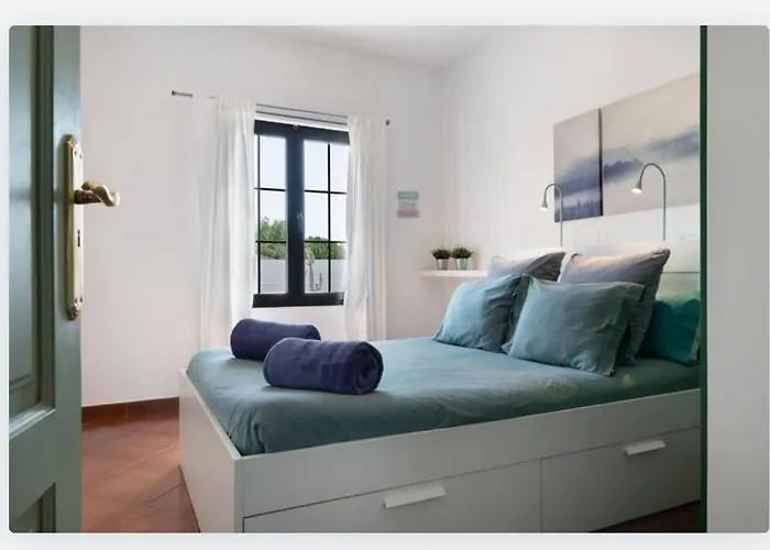 Petronila Tias, Lanzarote Daire *